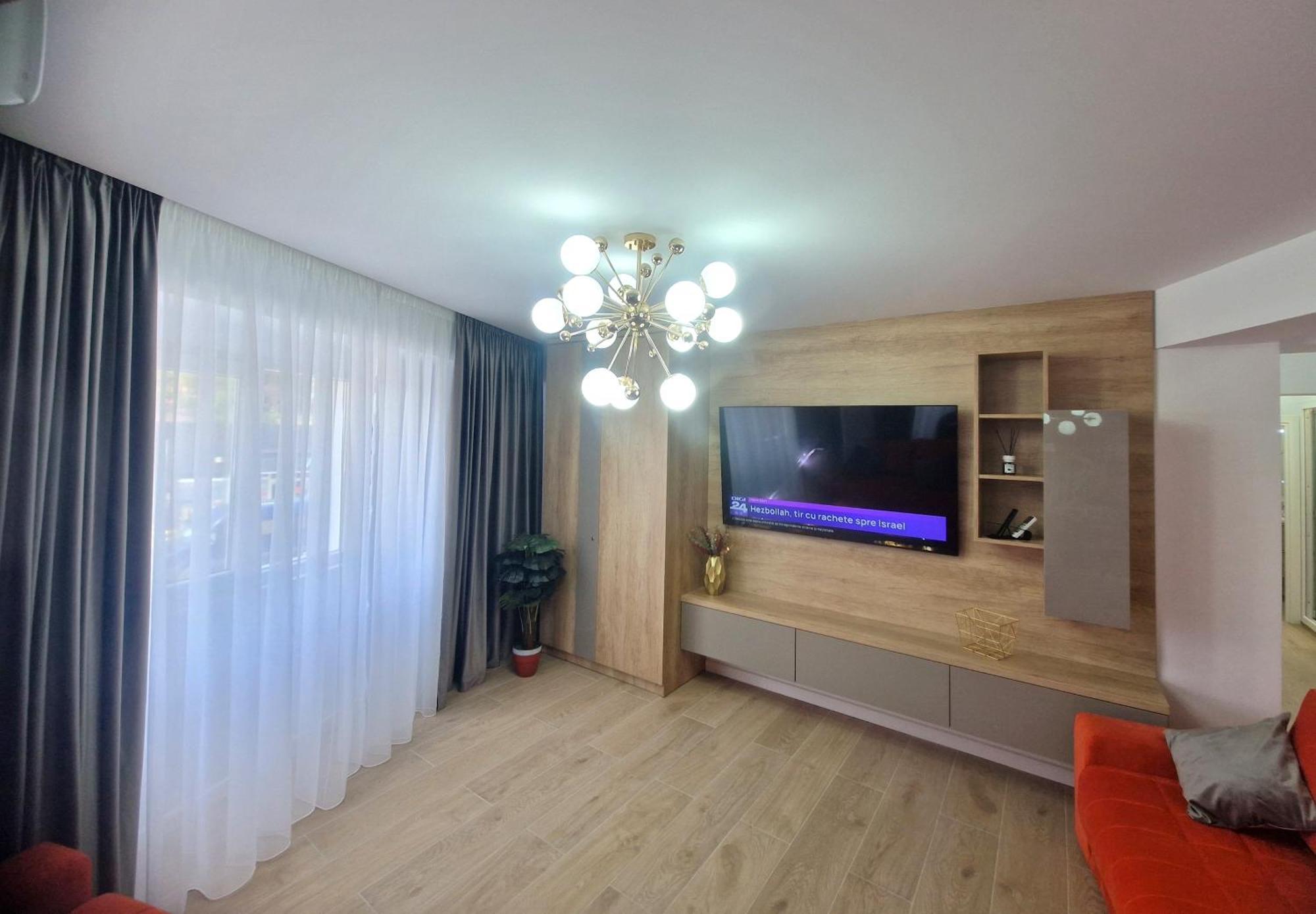 Ultracentral Luxury Apartament Curtea de Argeş Exteriér fotografie