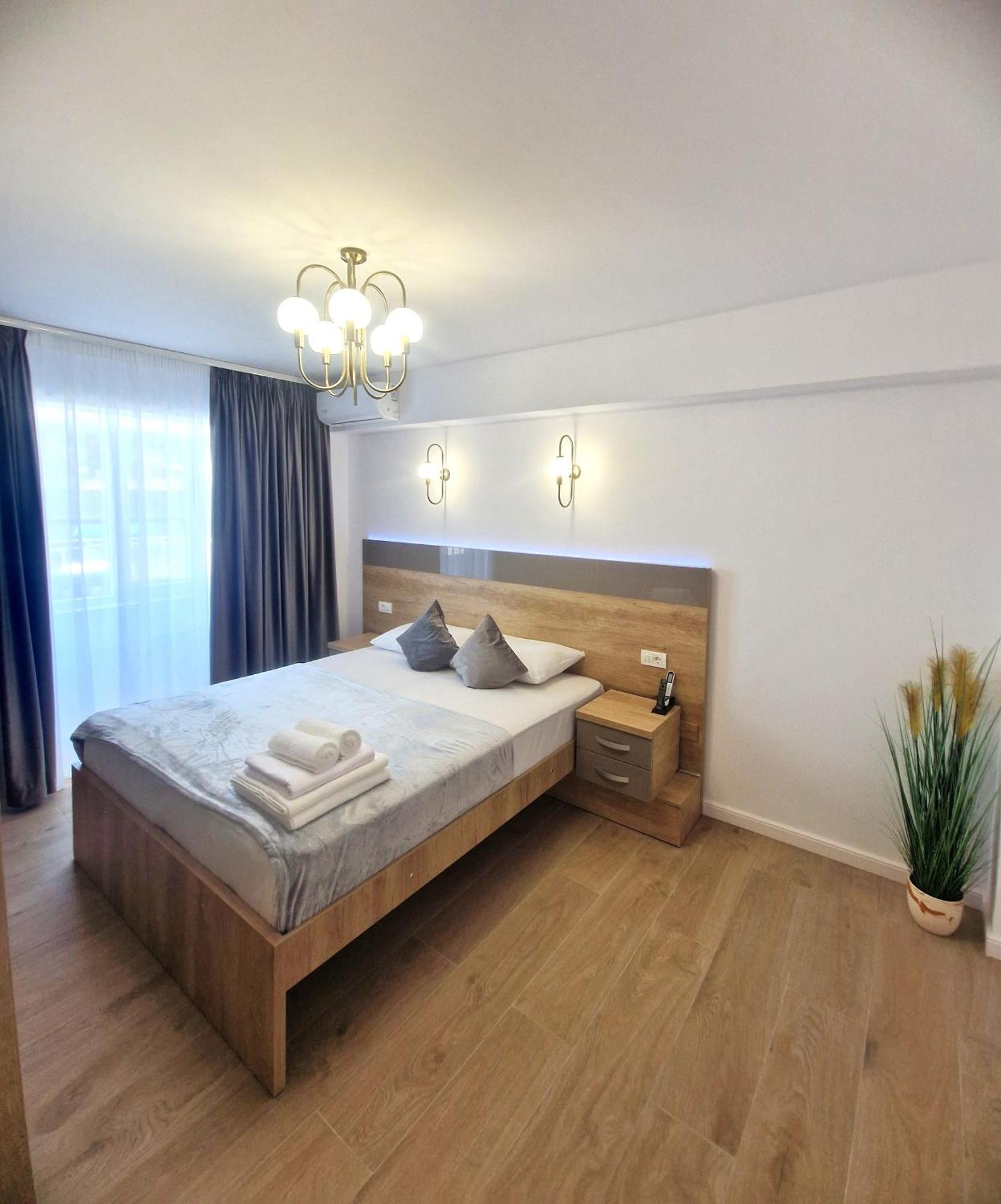 Ultracentral Luxury Apartament Curtea de Argeş Exteriér fotografie