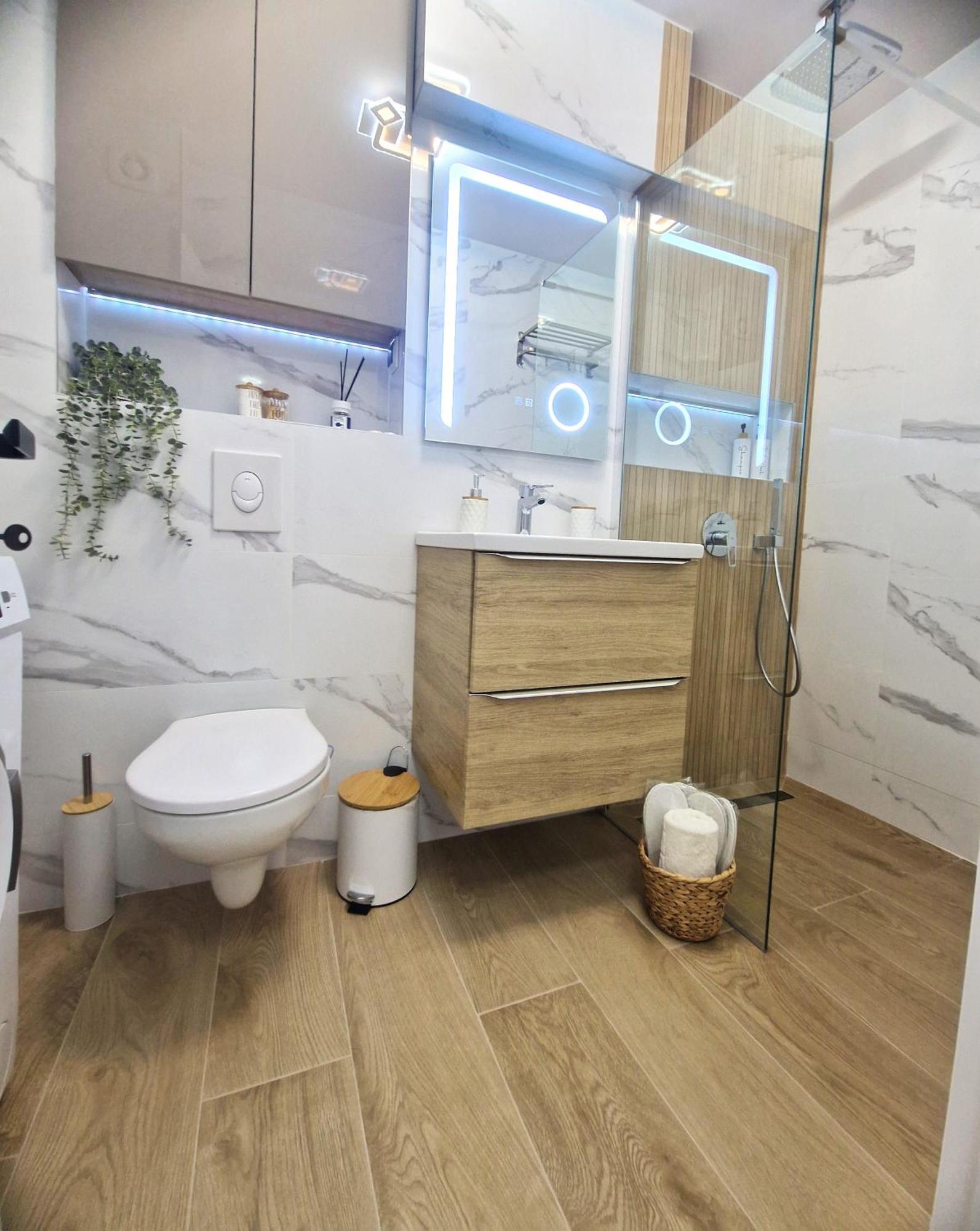 Ultracentral Luxury Apartament Curtea de Argeş Exteriér fotografie